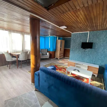Aparthotel Smirnapalasapartotel *